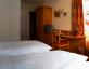 Dvojposteľová izba (© Hotel Derby) - Lyžovačky v Alpách, www.hitka.sk