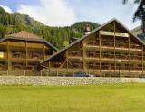 (© Trentino Residences) - Lyžovačky v Alpách, www.hitka.sk 