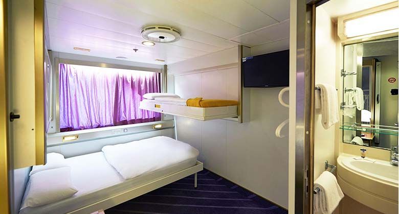 Kabína Exclusive s okienkom (© Corsica Ferries)