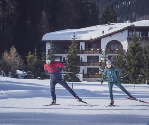 Hotel Waldhuus v Davose (© Davos Klosters Mountains) Lyžovačky v Alpách, Dovolenka na lodi a plavby, Formula F1, www.hitka.sk