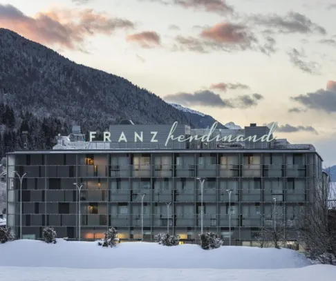 Hotel (© Arena Franz Ferdinad Nassfeld) Dovolenka na lodi a plavby, Lyžovačky v Alpách, Formula F1, www.hitka.sk