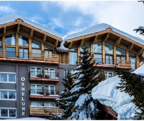 Hotel ORMELUNE vo Val d'Isère - Francúzsko  - pohľad na hotel v zime