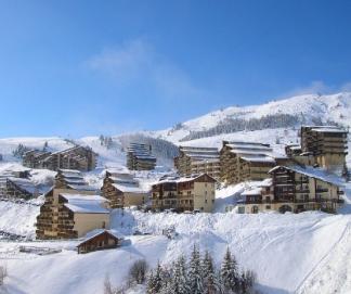 pohľad na rezidencie (© Balcons de l'Oisans) -  Lyžovačky v Alpách, www.hitka.sk 