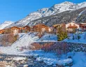 Rezidencia Les Balcons de Val Cenis Village (© Les Balcons) Lyžovačky v Alpách, Dovolenka na lodi a plavby, Formula F1, www.hitka.sk