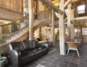 Recepcia rezidencie Les Balcons de Val Cenis Village (© Les Balcons) Lyžovačky v Alpách, Dovolenka na lodi a plavby, Formula F1, www.hitka.sk