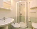Hotel Splendor v stredisku Folgarida-Marilleva - sprchový kút v kupeľni