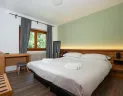 Izba s manželskou posteľou