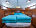 Interiér lode Cruiser Premium Steel