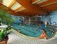 Bazén v aquaclube (© B.Longo, OT Val Thorens) - Lyžovačky v Alpách, www.hitka.sk