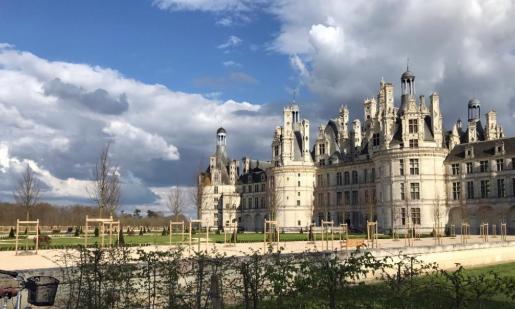 Zámok Chambord (© Loire Valley Travel) Dovolenka na lodi a plavby, Lyžovačky v Alpách, Formula F1, www.hitka.sk