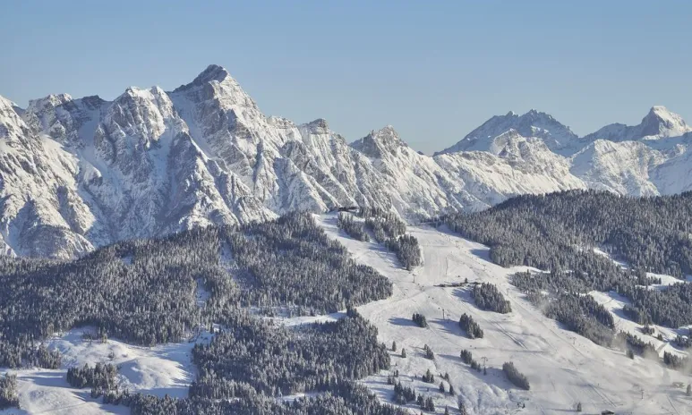 (© saalbach.com, Daniel Roos) Lyžovačky v Alpách, Dovolenka na lodi a plavby, Formula F1, www.hitka.sk