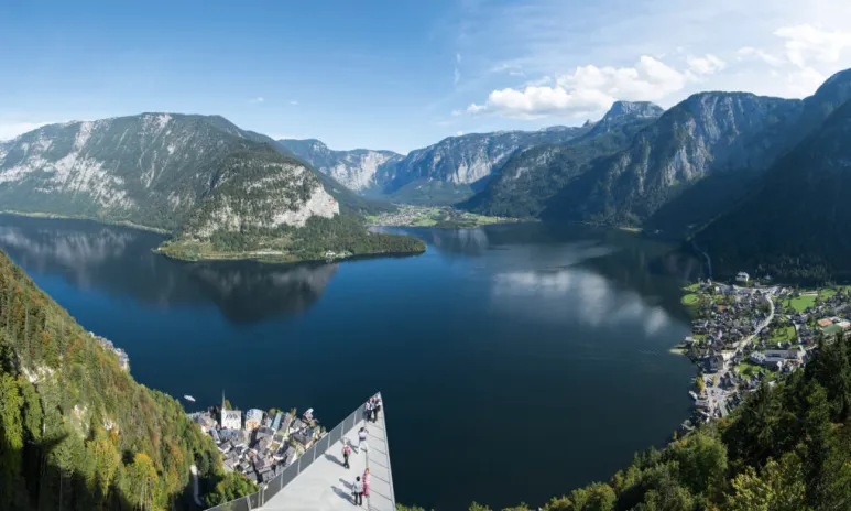 Zážitkové dni v regióne Dachstein Salzkammergut, Rakúsko - nádherný pohľad na jazero