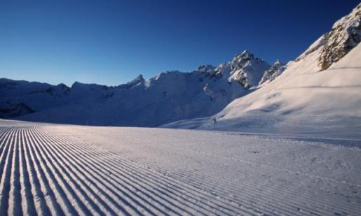(© Courchevel Tourisme, Jerome Kelagopian) - Lyžovačky v Alpách, www.hitka.sk 