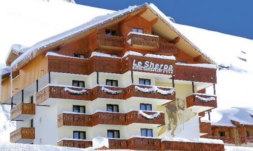 (© Hotel Le Sherpa) - Lyžovačky v Alpách, www.hitka.sk