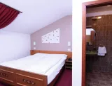 (© Hotel Panorama - Cavelese - Cermis) - Lyžovačky v Alpách, www.hitka.sk 