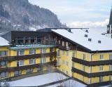 (© Hotel Der Schutthof - Zell am See, kaprun) -  Lyžovačky v Alpách, www.hitka.sk