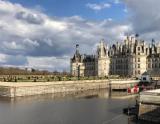 Zámok Chambord (© Loire Valley Travel) Dovolenka na lodi a plavby, Lyžovačky v Alpách, Formula F1, www.hitka.sk