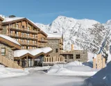 Komplex Les Balcons de La Rosiere, budova hotela Alparena (© Les Balcons) Lyžovačky v Alpách, Dovolenka na lodi a plavby, Formula F1, www.hitka.sk