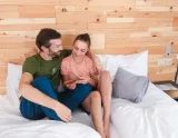 Hotel JUFA Saalbach - dvojposteľová izba (© JUFA Alpenhotel Saalbach) Lyžovačky v Alpách, Dovolenka na lodi a plavby, Formula F1, www.hitka.sk