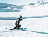 Stredisko Les 2 Alpes (© LukaLeroy) Lyžovačky v Alpách, Dovolenka na lodi a plavby, Formula F1, www.hitka.sk