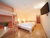 Hotel JUFA Altaussee (© JUFA Hotels Sportalpen) Lyžovačky v Alpách, Dovolenka na lodi a plavby, Formula F1, www.hitka.sk
