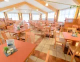 Hotel JUFA Altaussee (© JUFA Hotels Sportalpen) Lyžovačky v Alpách, Dovolenka na lodi a plavby, Formula F1, www.hitka.sk