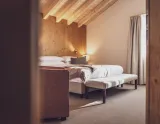Hotel Waldhuus v Davose (© Davos Klosters Mountains) Lyžovačky v Alpách, Dovolenka na lodi a plavby, Formula F1, www.hitka.sk