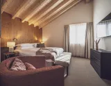 Hotel Waldhuus v Davose (© Davos Klosters Mountains) Lyžovačky v Alpách, Dovolenka na lodi a plavby, Formula F1, www.hitka.sk