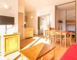 Apartmán 2P6, rezidencia Hameau de Valloire (© Vacanceole) Lyžovačky v Alpách, Dovolenka na lodi a plavby, Formula F1, www.hitka.sk