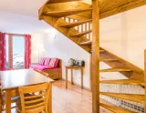 Apartmán 3P6 duplex, rezidencia Hameau de Valloire (© Vacanceole) Lyžovačky v Alpách, Dovolenka na lodi a plavby, Formula F1, www.hitka.sk