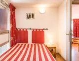 Apartmán 5P10, rezidencia Hameau de Valloire (© Vacanceole) Lyžovačky v Alpách, Dovolenka na lodi a plavby, Formula F1, www.hitka.sk