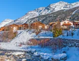 Rezidencia Les Balcons de Val Cenis Village (© Les Balcons) Lyžovačky v Alpách, Dovolenka na lodi a plavby, Formula F1, www.hitka.sk