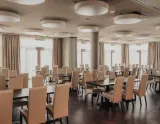 Hotel Relax Resort (© BDPSTGROUP) Dovolenka na lodi a plavby, Lyžovačky v Alpách, Formula F1, www.hitka.sk