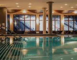 Hotel Relax Resort (© BDPSTGROUP) Dovolenka na lodi a plavby, Lyžovačky v Alpách, Formula F1, www.hitka.sk