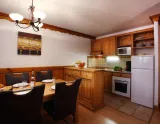 Rezidencia Chalet des Neiges, byt 4P6-8 (© Chalet des Neiges) Dovolenka na lodi a plavby, Lyžovačky v Alpách, Formula F1, www.hitka.sk