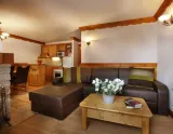 Rezidencia Chalet des Neiges, byt 5P8-10 (© Chalet des Neiges) Dovolenka na lodi a plavby, Lyžovačky v Alpách, Formula F1, www.hitka.sk