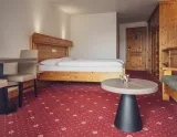 Hotel Club (© Davos Klosters Mountains) Lyžovačky v Alpách, Dovolenka na lodi a plavby, Formula F1, www.hitka.sk
