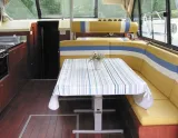 Interiér lode Cruiser Comfort
