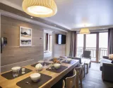 Obývačka v apartmáne v rezidencii Balcons Platinium Val Cenis