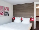 Hotel ORMELUNE vo Val d'Isère - Francúzsko  - manželská pisteľ s predu