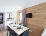 Rezidencia Chalet Jardin Alpin v La Salle les Alpes - Francúzsko  -  jedáleňská časť