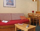 Obývacia spálňa v 2-priestorovom byte s kabínou, pre 4-6 osôb, 33m2 (© Le Cheval Blanc) - Lyžovačky v Alpách, www.hitka.sk