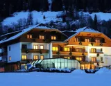 (© Hotel Almrausch) -  Lyžovačky v Alpách, www.hitka.sk