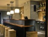 Bar (© Temmos Hotels) Lyžovačky v Alpách, Dovolenka na lodi a plavby, Formula F1, www.hitka.sk