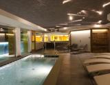Krytý bazén vo wellness centre  (© Hotel Delle Alpi) - Lyžovačky v Alpách, www.hitka.sk 