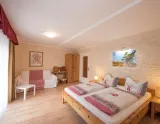 Rodinná izba Nockalm (© Hotel Almrausch) -  Lyžovačky v Alpách, www.hitka.sk