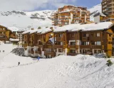 (© Les Montagnettes) - Lyžovačky v Alpách, www.hitka.sk