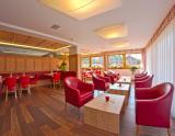 Lounge (© Hotel Mirabel) - Lyžovačky v Alpách, www.hitka.sk