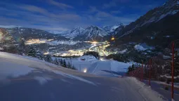 Autobusový lyžiarsky zájazd v zimnej sezóne 2026/27 do strediska Bormio & Santa Caterina - pohľad na upravenú lyžiarsku zjazdovku