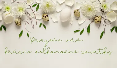 Veľkonočné prianie s kvietkami a vajíčkami